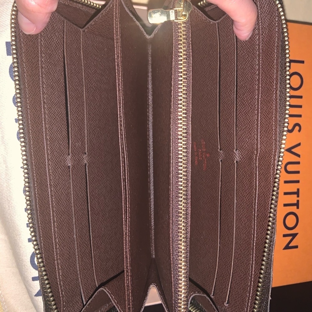 💯 Authentic Louis Vuitton Damier Zippy Wallet - Picture 5 of 8